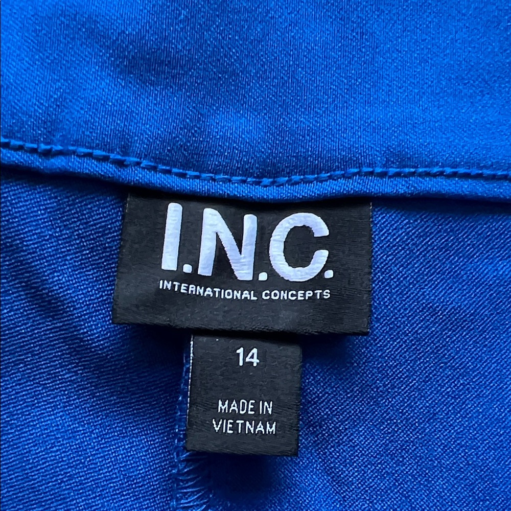 NWT I.N.C. Size 14 Women's Cobalt Blue Shorts - Picture 4 of 6